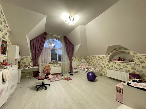 будинок за адресою Інститутська, 9