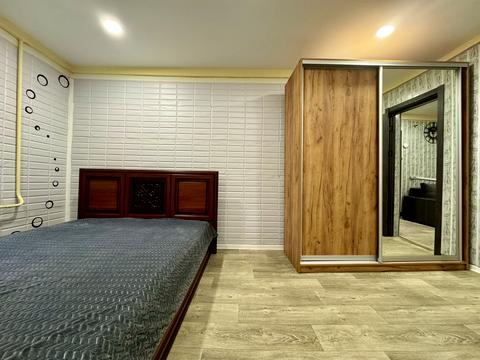 квартира за адресою Зодчих вул., 6-А