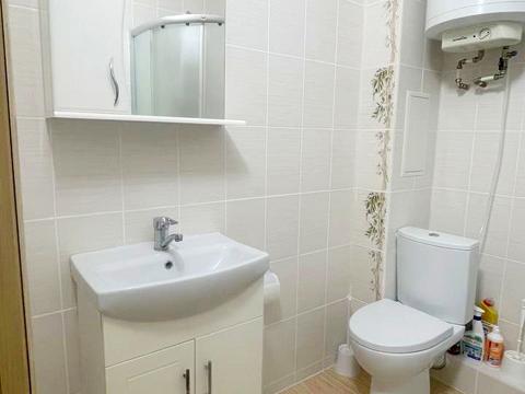 квартира за адресою Героїв України просп. (Героїв Сталінграду), 75