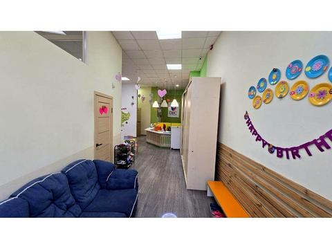 комерційна за адресою Юлії Здановської вул. (Ломоносова), 73-В