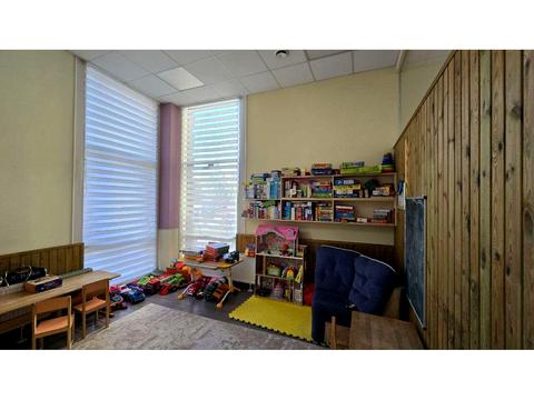 комерційна за адресою Юлії Здановської вул. (Ломоносова), 73-В