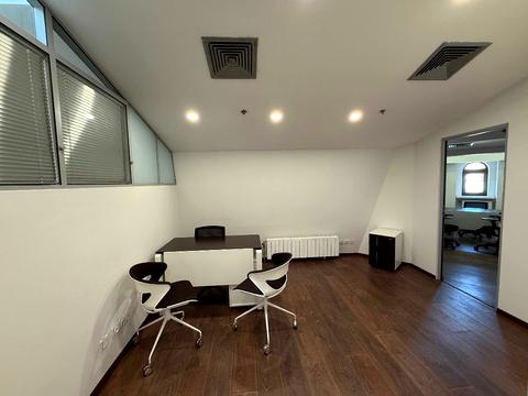 коммерческая по адресу Большая Васильковская ул. (Красноармейская), 1-3