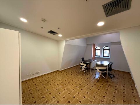 коммерческая по адресу Большая Васильковская ул. (Красноармейская), 1-3