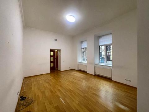 коммерческая по адресу Городоцкая ул., 45