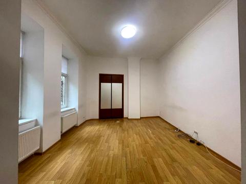 коммерческая по адресу Городоцкая ул., 45