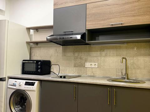 квартира за адресою Салютна вул., 2к3