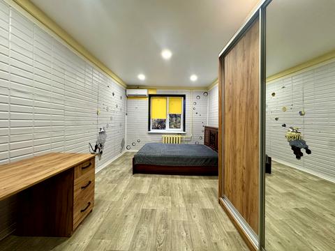 квартира за адресою Зодчих вул., 6-А