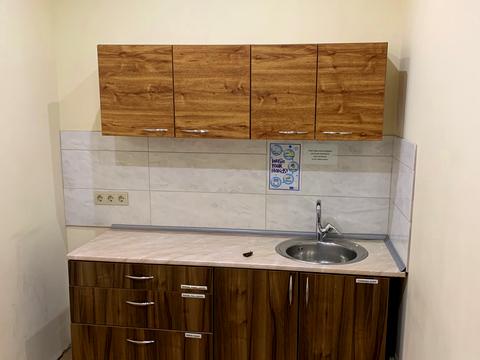 комерційна за адресою Хрещатик вул., 8