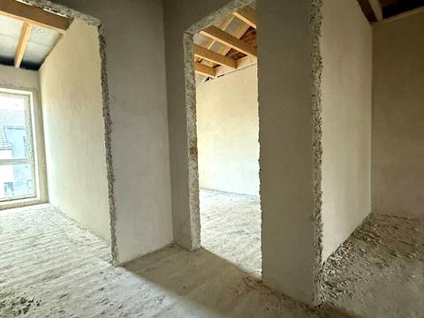 будинок за адресою Місячна вул.