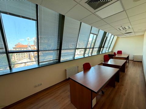 коммерческая по адресу Большая Васильковская ул. (Красноармейская), 1-3