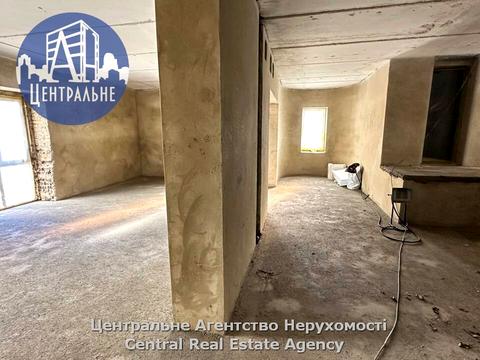 коммерческая по адресу Черновцы, Сергія Скальда ул. (Комарова), 31-В