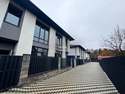 будинок за адресою с. Петропавлівська борщагівка, Івана Багряного вул.