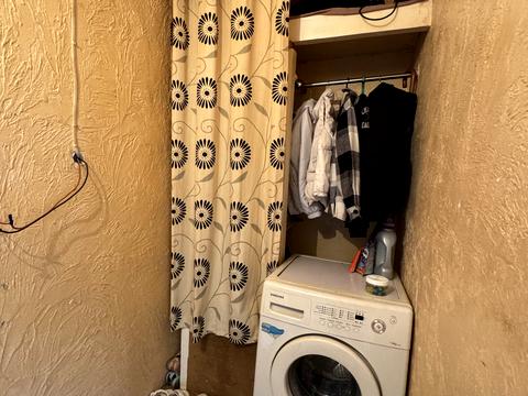 квартира за адресою Радісна вул., 25