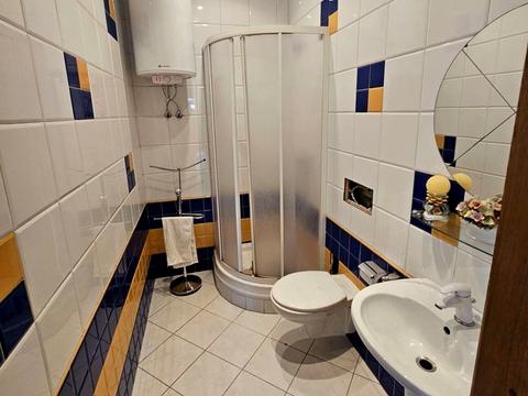 квартира за адресою Батальйону "Дніпро" бульв., 1-А