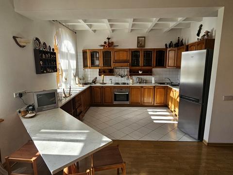 квартира за адресою Батальйону "Дніпро" бульв., 1-А