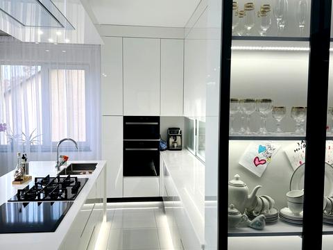 дом по адресу Долинна, 3