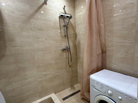 квартира за адресою Олега Мудрака вул. (Генерала Наумова), 1-Б