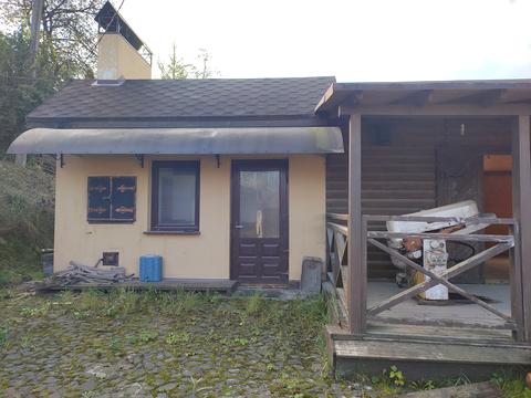 коммерческая по адресу Івана Франка, 1