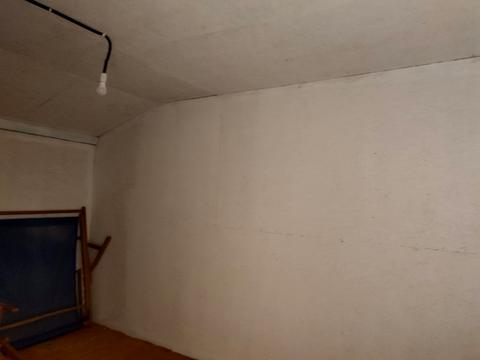 коммерческая по адресу Івана Франка, 1