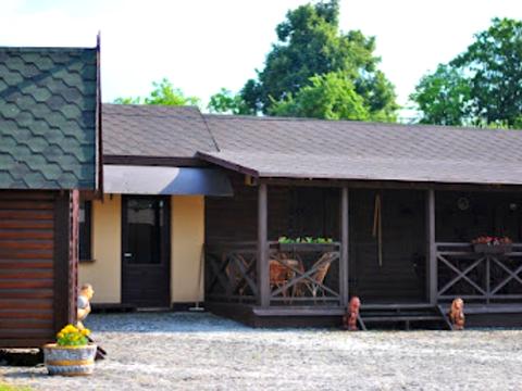 коммерческая по адресу Івана Франка, 1