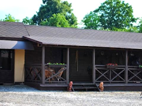 коммерческая по адресу Івана Франка, 1