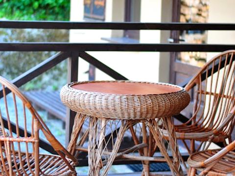 коммерческая по адресу Івана Франка, 1