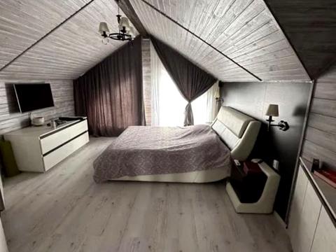 будинок за адресою київська