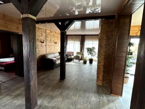 будинок за адресою київська