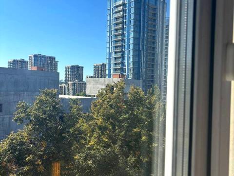 квартира за адресою Джона Маккейна вул. (Івана Кудрі), 10