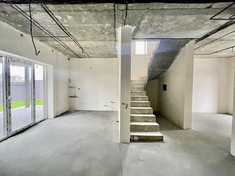 будинок за адресою Вишнева вул.