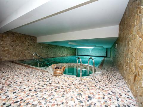 дом по адресу Строителей, 9