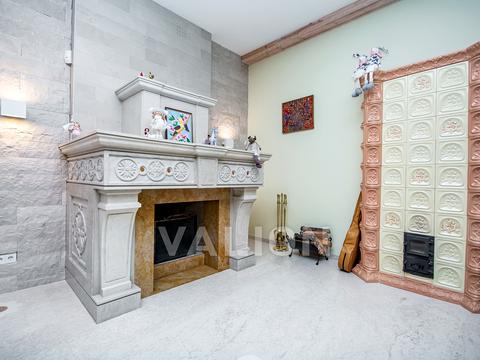 дом по адресу Строителей, 9