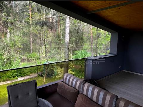 будинок за адресою Першотравнева вул., 100