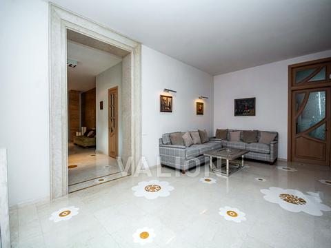 дом по адресу Строителей, 9