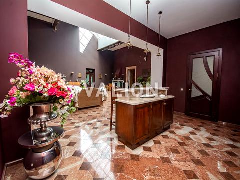 дом по адресу Строителей, 9