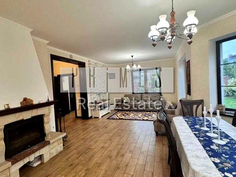 будинок за адресою Костянтинівська вул.