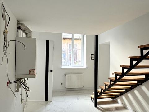 квартира за адресою Гетьмана Петра Дорошенка вул. (), 42