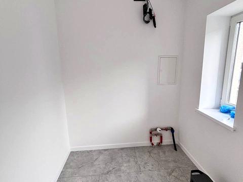 будинок за адресою Місячна вул.