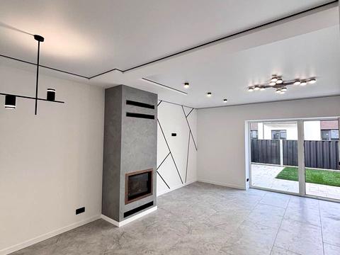 будинок за адресою Місячна вул.