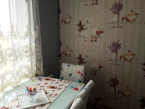 квартира за адресою Космонавтів вул., 138Г