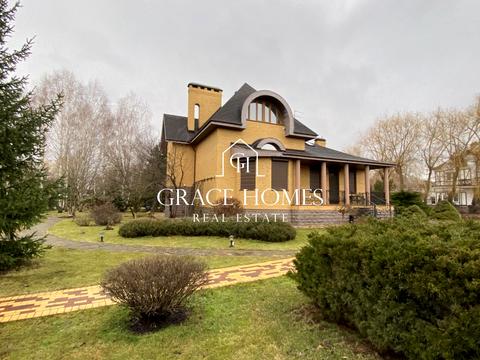 дом по адресу Центральна, 1