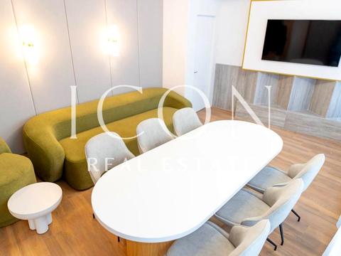 комерційна за адресою Буслівська вул., 12