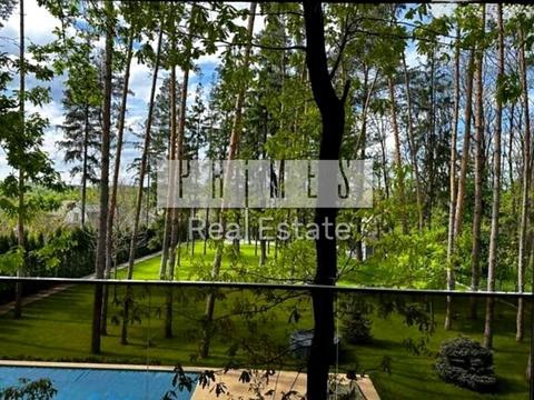 будинок за адресою Першотравнева вул.