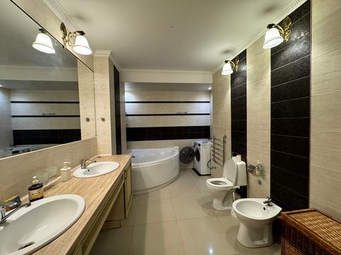 квартира за адресою Володимира Івасюка просп. (Героїв Сталінграду), 53-Б