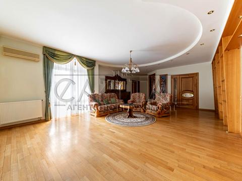 квартира за адресою Назарівська вул. (Вєтрова), 7