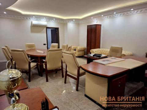 комерційна за адресою Григорія Гуляницького вул., 44/1