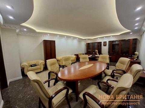 комерційна за адресою Григорія Гуляницького вул., 44/1