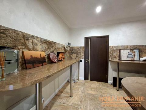 комерційна за адресою Григорія Гуляницького вул., 44/1