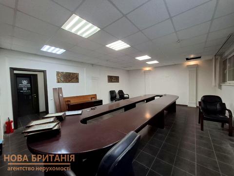 комерційна за адресою Григорія Гуляницького вул., 44/1