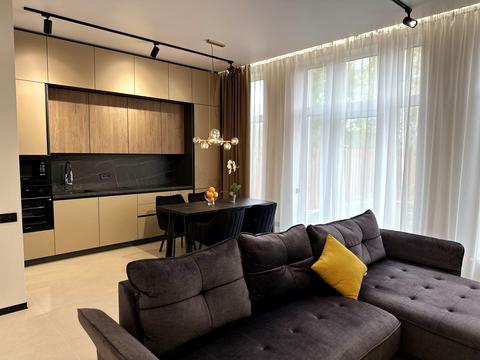 дом по адресу Святищенская ул.